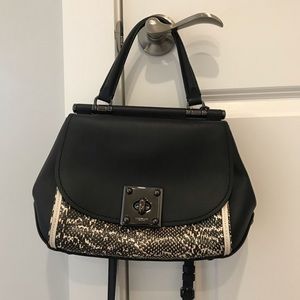 BLACK COACH BAG W SNAKESKIN ACCENT